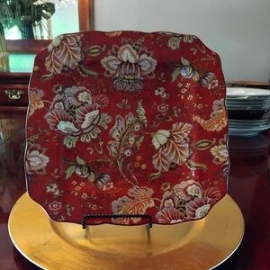 Gabrielle fine china dinner plate.